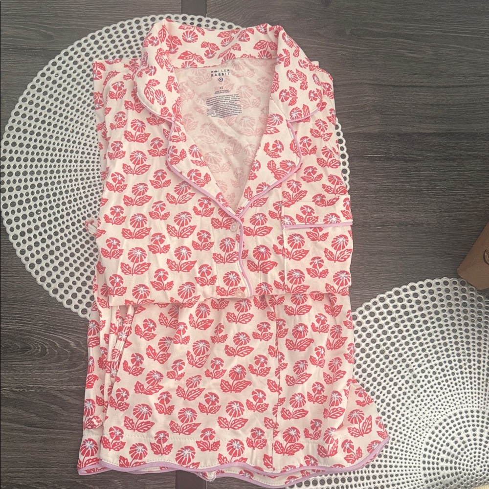 Roller Rabbit x Target Women’s Pajama Set Red Floral- Sizes XS-NWT